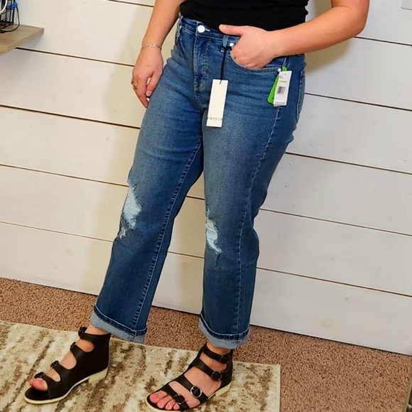 Frayed jeans - Picture 2 of 5